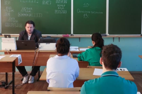 В России меняются правила поступления в вузы: что нужно знать родителям и детям. Список испытаний