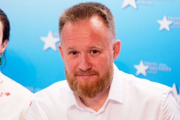 Депутат из партии Зеленского объявил об уходе