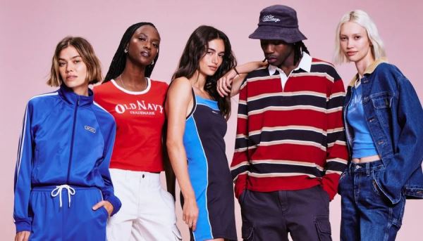 Old Navy представил ностальгическую коллекцию